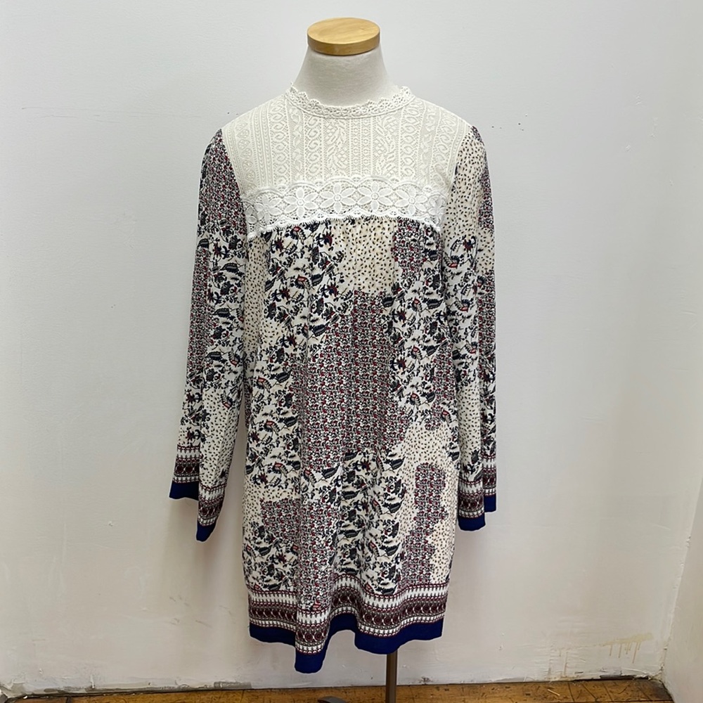 Women's Cream and Navy Patchwork Lace Yoke Dress
